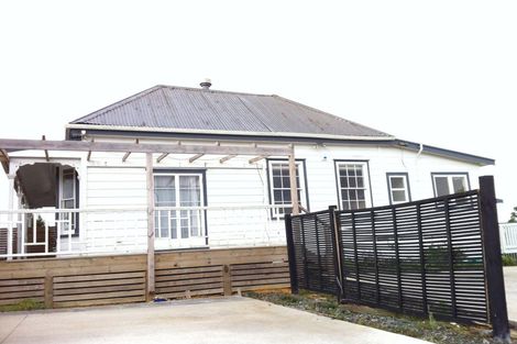 Photo of property in 4 Elliott's Way, Pinehill, Auckland, 0632