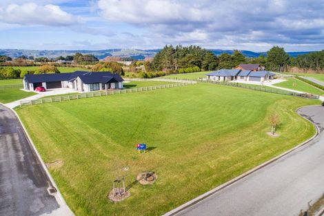 Photo of property in 75 Hartwell Drive, Kelvin Grove, Palmerston North, 4470