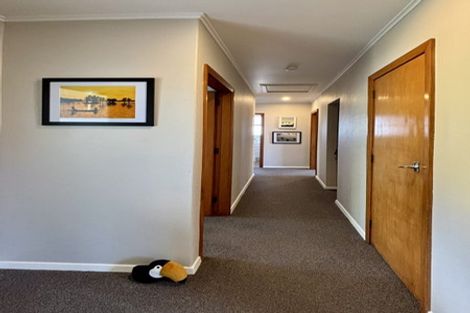 Photo of property in 25 Athlone Crescent, Boulcott, Lower Hutt, 5011