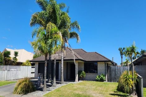 Photo of property in 120 Twin Oak Avenue, Papamoa Beach, Papamoa, 3118