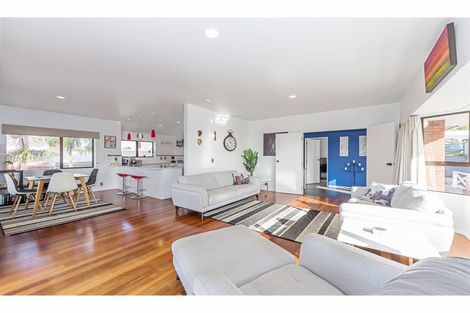 Photo of property in 8 Castaway Place, Gulf Harbour, Whangaparaoa, 0930