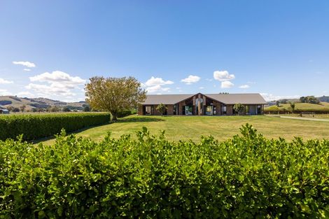 Photo of property in 450 Fencourt Road, Cambridge, Hamilton, 3493