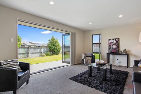Photo of property in 2 Flaxon Place, Burwood, Christchurch, 8083