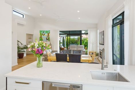 Photo of property in 27a Parata Street, Waikanae, 5036