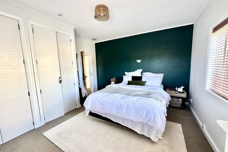 Photo of property in 10 Wayside, Miramar, Wellington, 6022