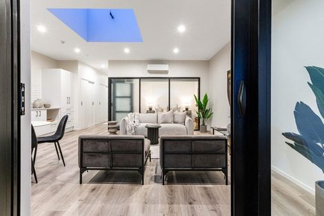 Photo of property in 305/2 Onepu Road, Kilbirnie, Wellington, 6022