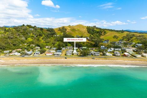 Photo of property in 233 Oakura Road, Oakura, Hikurangi, 0184