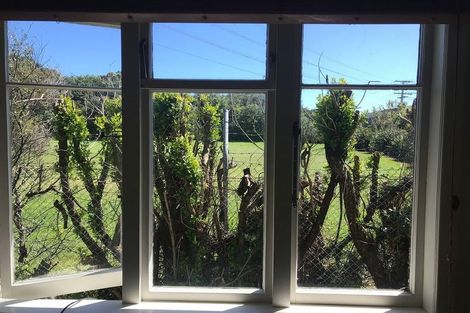 Photo of property in 39 Paritutu Road, Spotswood, New Plymouth, 4310