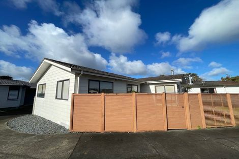 Photo of property in 15 Lyren Place, Half Moon Bay, Auckland, 2012