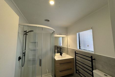 Photo of property in 11 Aspen Way, Kelvin Grove, Palmerston North, 4414