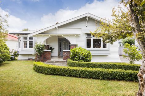 Photo of property in 17 Argyle Avenue, Takaro, Palmerston North, 4410