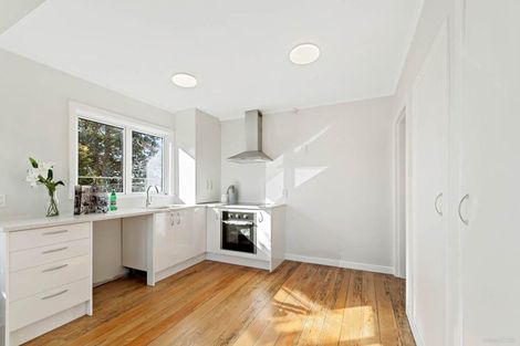 Photo of property in 34a Nile Road, Kelston, Auckland, 0602