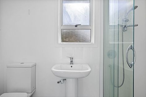 Photo of property in 5e Pembroke Street, Westown, New Plymouth, 4310