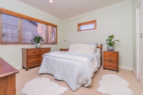 Photo of property in 29 Horotutu Road, Greenlane, Auckland, 1061