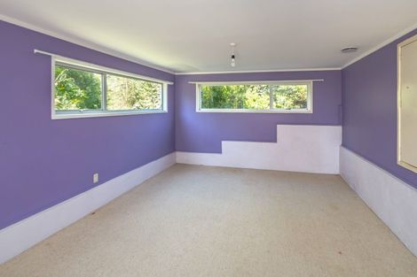 Photo of property in 16 Hickson Street, Featherston, 5710