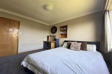 Photo of property in 32 Regent Street, Newfield, Invercargill, 9812
