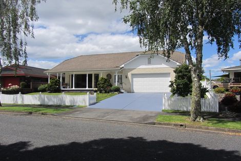 Photo of property in 8 Augusta Place, Te Kamo, Whangarei, 0112