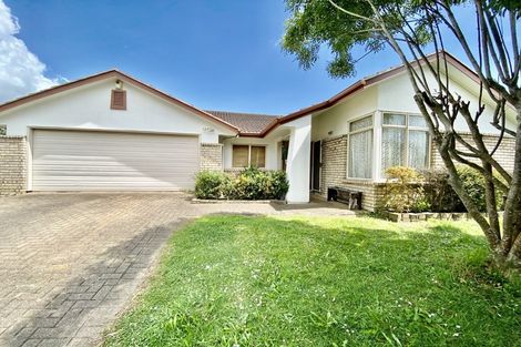Photo of property in 6 Magic Way, Randwick Park, Auckland, 2105