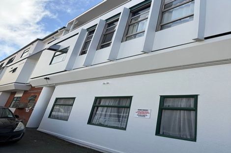Photo of property in Te Awhina Apartments, 6/22 Sussex Street, Mount Cook, Wellington, 6021