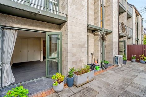 Photo of property in 2/868 Colombo Street, Christchurch Central, Christchurch, 8013