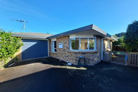 Photo of property in 17 Clemow Road, Fitzroy, New Plymouth, 4312