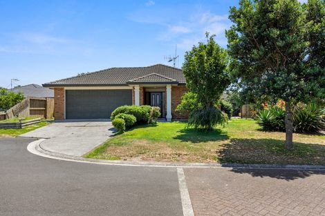 Photo of property in 24 Evansbel Place, Papamoa Beach, Papamoa, 3118