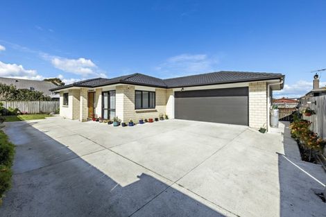 Photo of property in 6a Plunket Avenue, Papatoetoe, Auckland, 2104