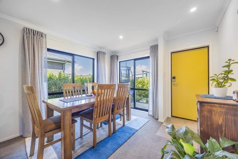 Photo of property in 97 Schoolside Road, Kumeu, 0810