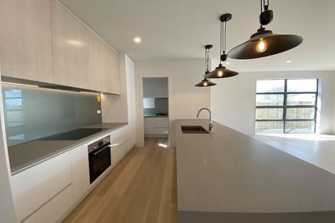 Photo of property in 42c Letterkenny Place, Blockhouse Bay, Auckland, 0600
