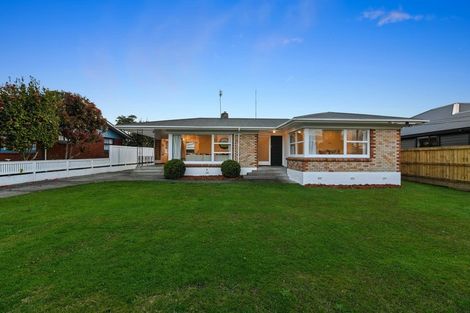 Photo of property in 15 Tudor Crescent, Chedworth, Hamilton, 3210