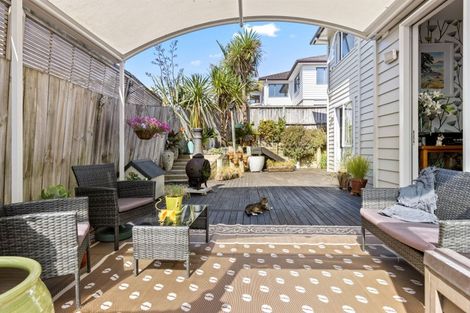 Photo of property in 140 Awaruku Road, Torbay, Auckland, 0630