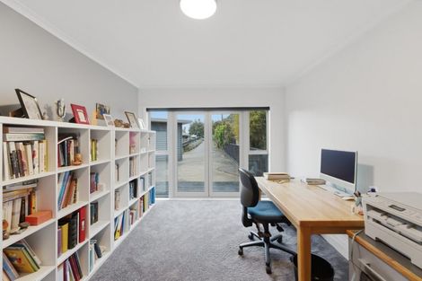 Photo of property in 82 Wairau Road, Oakura, 4314