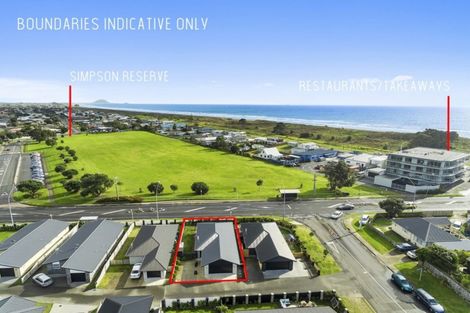Photo of property in 4 Pompallier Lane, Papamoa Beach, Papamoa, 3118