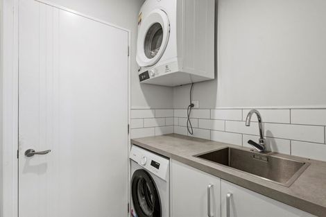 Photo of property in 3 Woodford Avenue, Woodend, 7610