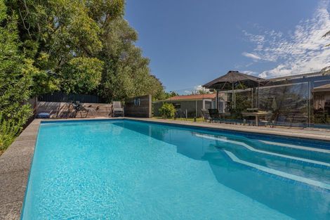 Photo of property in 81 Cook Drive, Whitianga, 3510