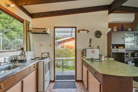 Photo of property in 15 Haddon Crescent, Whitianga, 3510