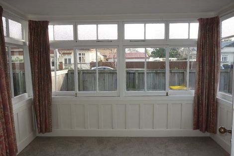 Photo of property in 6 Weston Road, St Albans, Christchurch, 8052