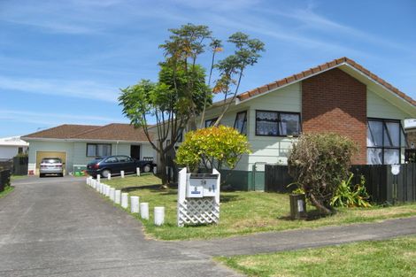 Photo of property in 14 Putini Road, Mangere Bridge, Auckland, 2022