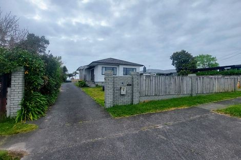 Photo of property in 9 Tapu Road, Huapai, Kumeu, 0810