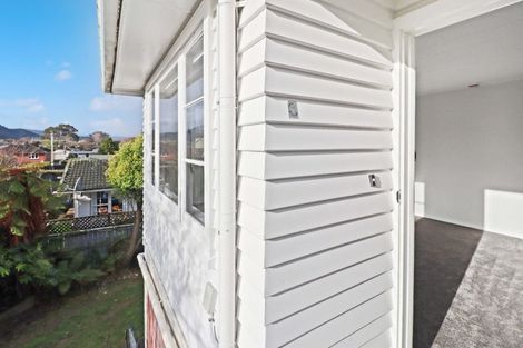 Photo of property in 2 Argyle Grove, Trentham, Upper Hutt, 5018