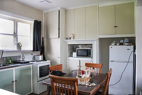Photo of property in 177 Clyde Street, Balclutha, 9230