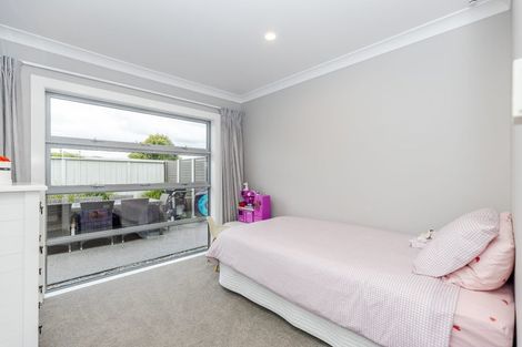 Photo of property in 54 Chedworth Avenue, Chedworth, Hamilton, 3210