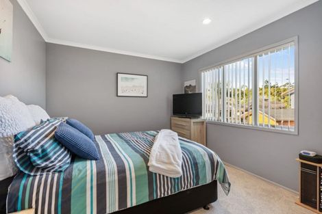 Photo of property in 28 Jelas Road, Red Beach, 0932