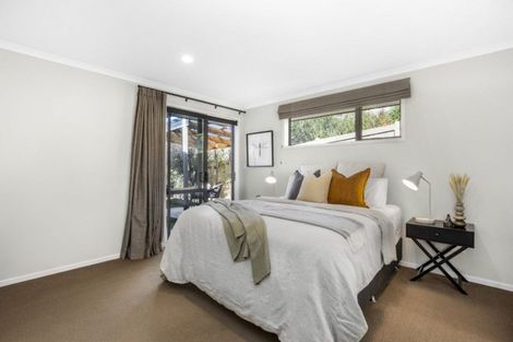 Photo of property in 12 Fendalton Place, Hatfields Beach, Orewa, 0931