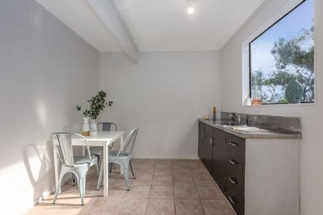 Photo of property in 14 Staysail Place, Whitby, Porirua, 5024