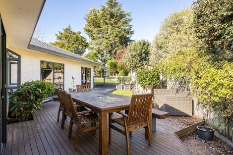 Photo of property in 17 Penlington Place, Havelock North, 4130