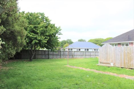 Photo of property in 16 Attlee Crescent, Bryndwr, Christchurch, 8053