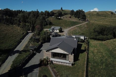 Photo of property in 454 Spooners Hill Road, Taihape, 4795