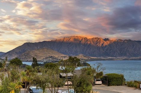 Photo of property in Alpine Meadows Apartments, 135w Fernhill Road, Fernhill, Queenstown, 9300