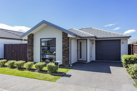 Photo of property in 7 Robalan Close, Halswell, Christchurch, 8025